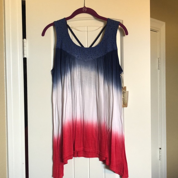NWT World Unity Strappy Lace Sharkbite Hem Tank Sz Large - Picture 3 of 6